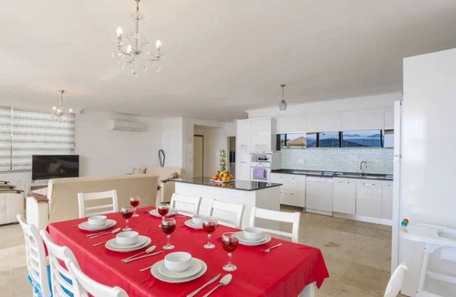 Kalkan Villa | Villa Moana Kalkan – Sea View, Pool, AC, WiFi – 5BR Comfort & Style