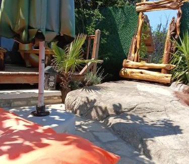 Kumluca Ski Chalet | Villa Mutaf