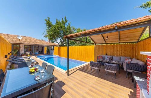 Bezirgan Villa | Villa Nostalji Kalkan Bezirgan'da Havuzlu Villa