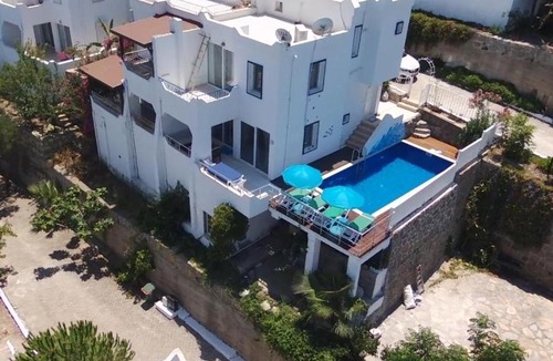 Geris House | Villa Sunset with Private Pool in Yalikavak Bodrum only for family