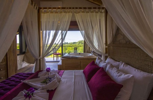 Yaniklar Villa | Villa w Private Pool and Jacuzzi in Fethiye