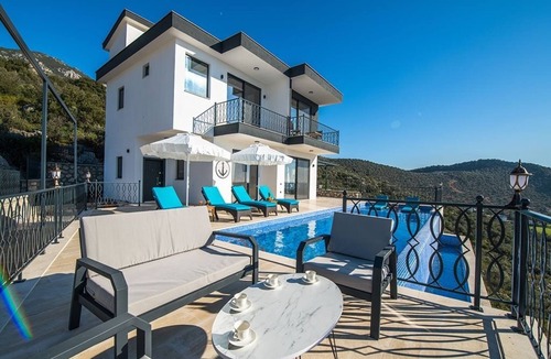 Kas Villa | Villa with wonderful views of nature and the sea