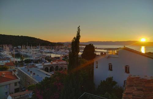 Cesme Hotel | Yalcin Hotel