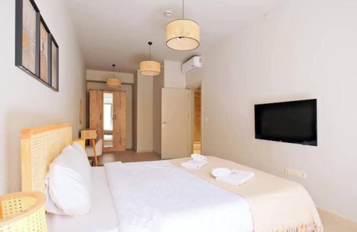 Serdivan Apartment | Zenith - Bright Modern 2BR/1BA Flat in the City