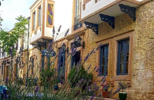 Ayvalik House | Ziyabey Konagi