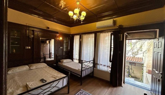 Şirvani Konağı