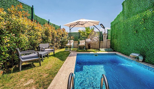 2 Superior Villa Isıtmalı Havuz ve Deniz Manzara