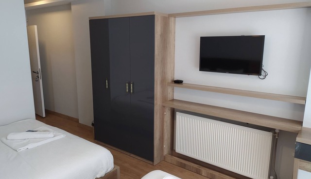 Akdeniz Van Otel