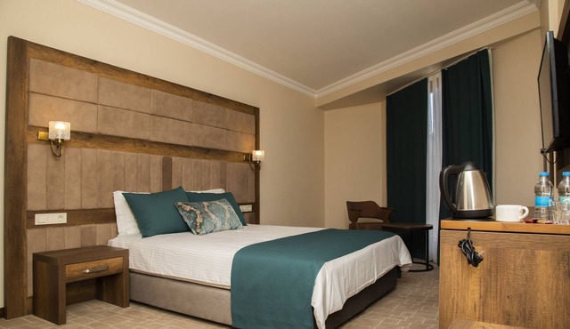 ARDY'S HOTEL