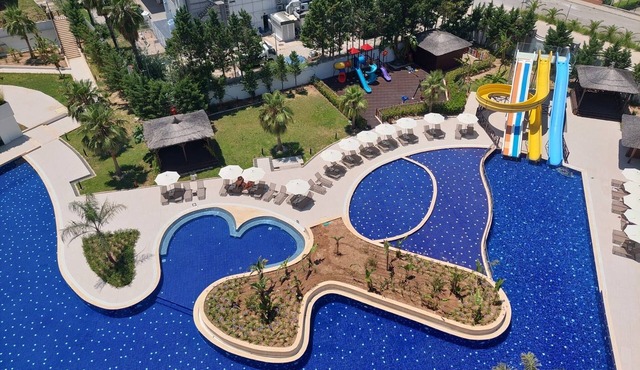Best Residence in Antalya with SPA, GYM, Indoor&Outdoor Pools and next to Beach in Antalya