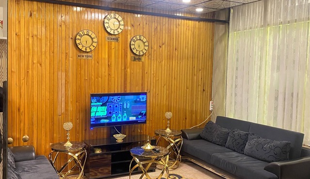 Bigg boss otel