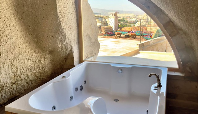 Caverna Hotel Premium Caves in Nevsehir