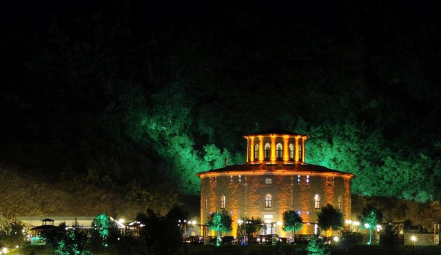 Cephanelik Hotel in Trabzon