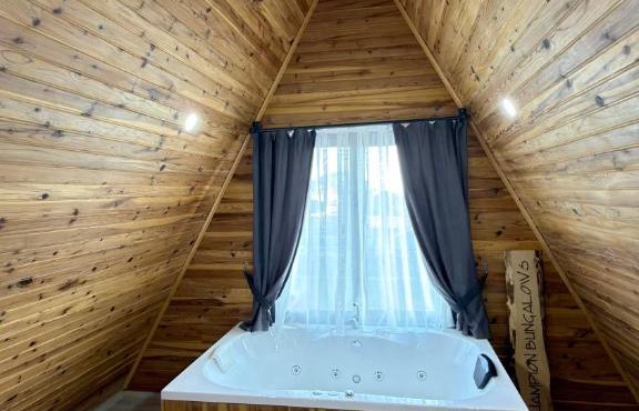 Champion Homes-Family house with a jacuzzi and garden in Kumluca