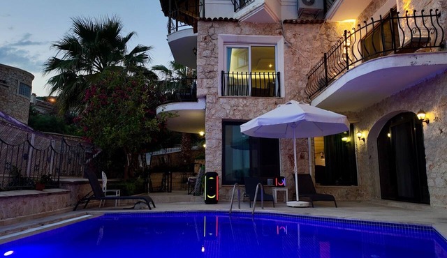 Cozy 2-bedroom apartment in KalkanTurkiye in Antalya