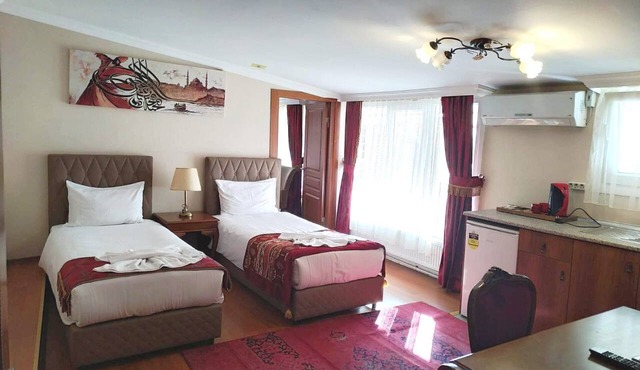 Cozy apartment in Old City Center up to 4 people with a Large Terrace in İstanbul