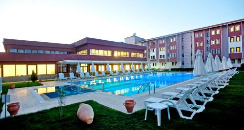 Crystal Kaymakli Hotel & Spa in Kaymaklı