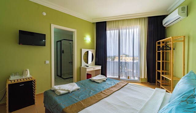 De Mare Family Hotel