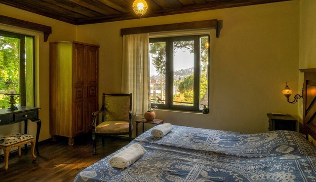 Elaia Hotel