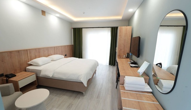 EXPO GARDEN HOTEL