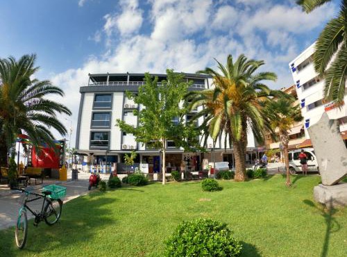 Extravagant Hotel Avsa