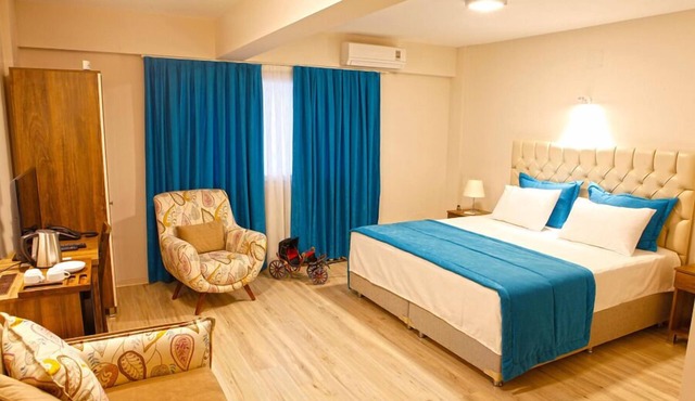 Fayton Hotel