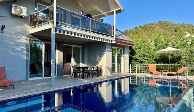 Fethiye Karagedik de Özel Havuzlu Müstakil Villa