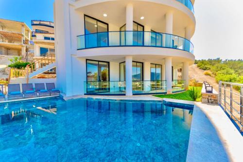 Full Sea View with Pool and Jacuzzi in Kalkan 4 in Kas
