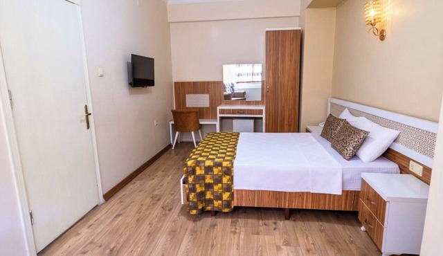 Grand Gulizar Hotel