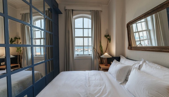 Gumruk Otel Urla