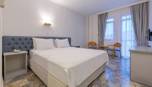 Hanedan Beach Hotel