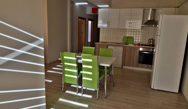 Hayat Home Suite