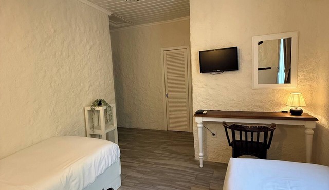 Herakles 1850 Hotel