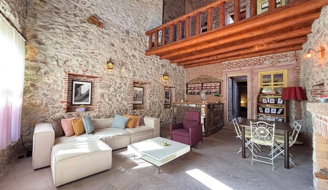Historic Art House | Award-Winning Gallery Home