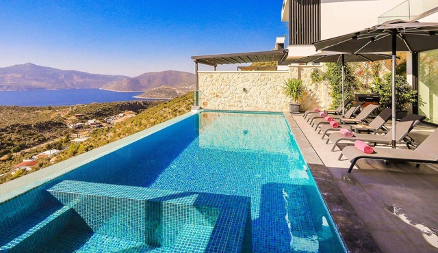 Holiday house Kas for 1 - 6 persons with 3 bedrooms - Luxury holiday home