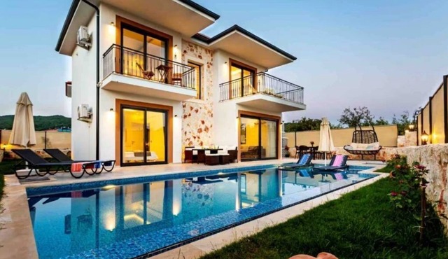 Holiday villa in Kaş/Antalya, on the most turquoise sea of the Mediterranean.