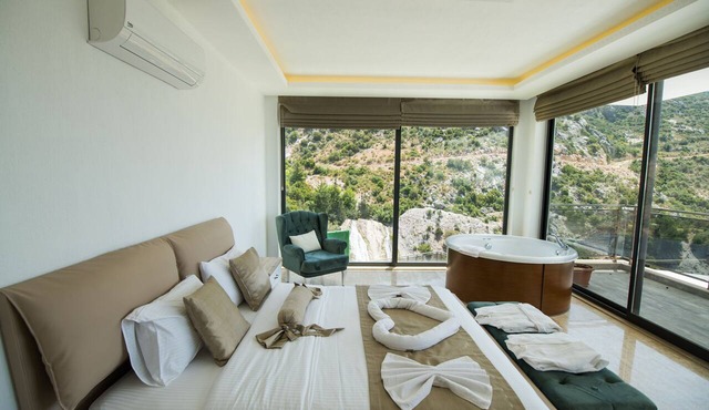 İnfinity Signature Villas in Kaş