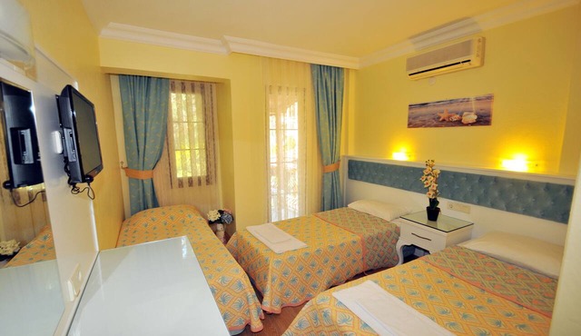Ilkiz Beach Hotel