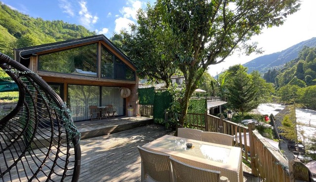 IVA House