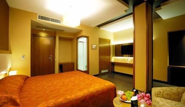Jaleriz Hotel