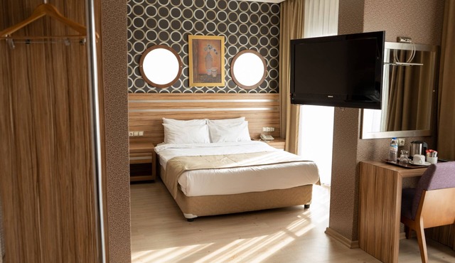 La Casa Hotel