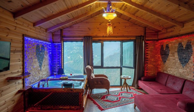 Laze Bungalov