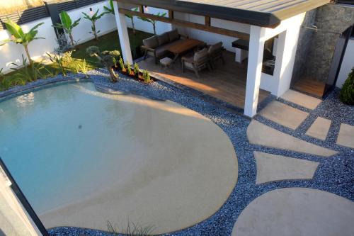 maura beach villas family