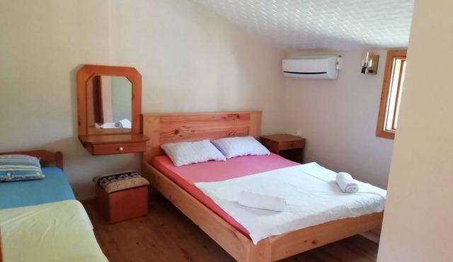 Medusa Bar & Camping - Hostel