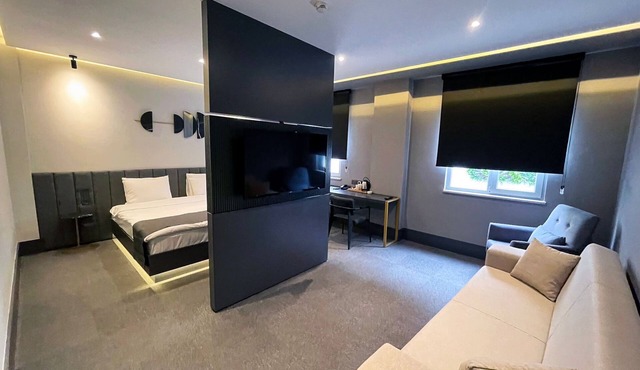 MELLDAY HOTEL