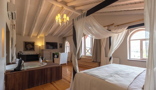 Oliviera Private Island Hotel – Kalem Island