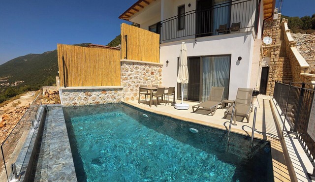 Peaceful Kaş villa: private pool, panoramic views, and minutes to the centre.