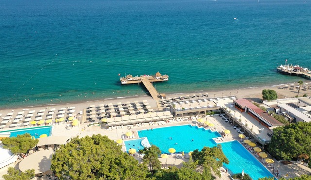 Perre La Mer Hotel Resort & Spa