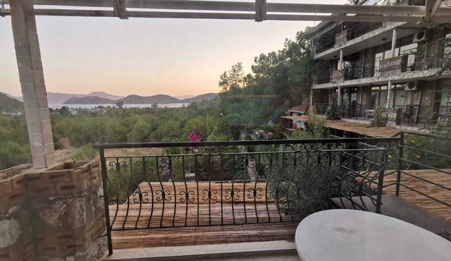 Söğüt Taş Otel