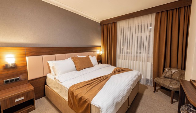 Sapran Deluxe Hotel